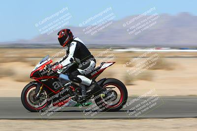 media/Apr-15-2022-Apex Assassins (Fri) [[9fb2e50610]]/Trackday Level 1/Session 2/Speed Shots/